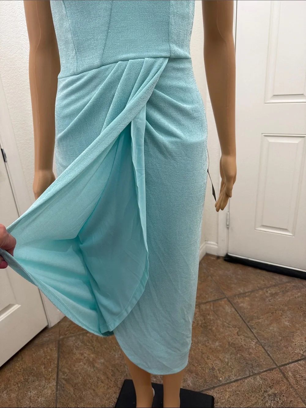 Lulu's Mint Green Aqua One-Shoulder Cutout Fabulous Tulip Midi Dress Sz XSmall - Picture 4 of 16